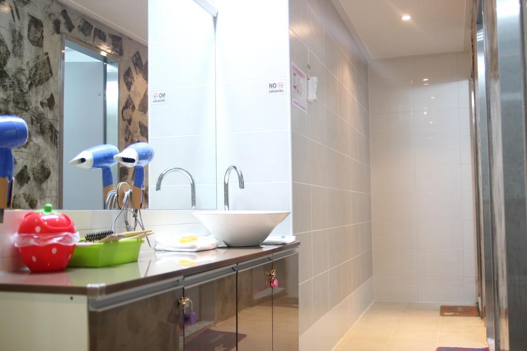 Guesthouse 710 In Haeundae بوسان المظهر الخارجي الصورة